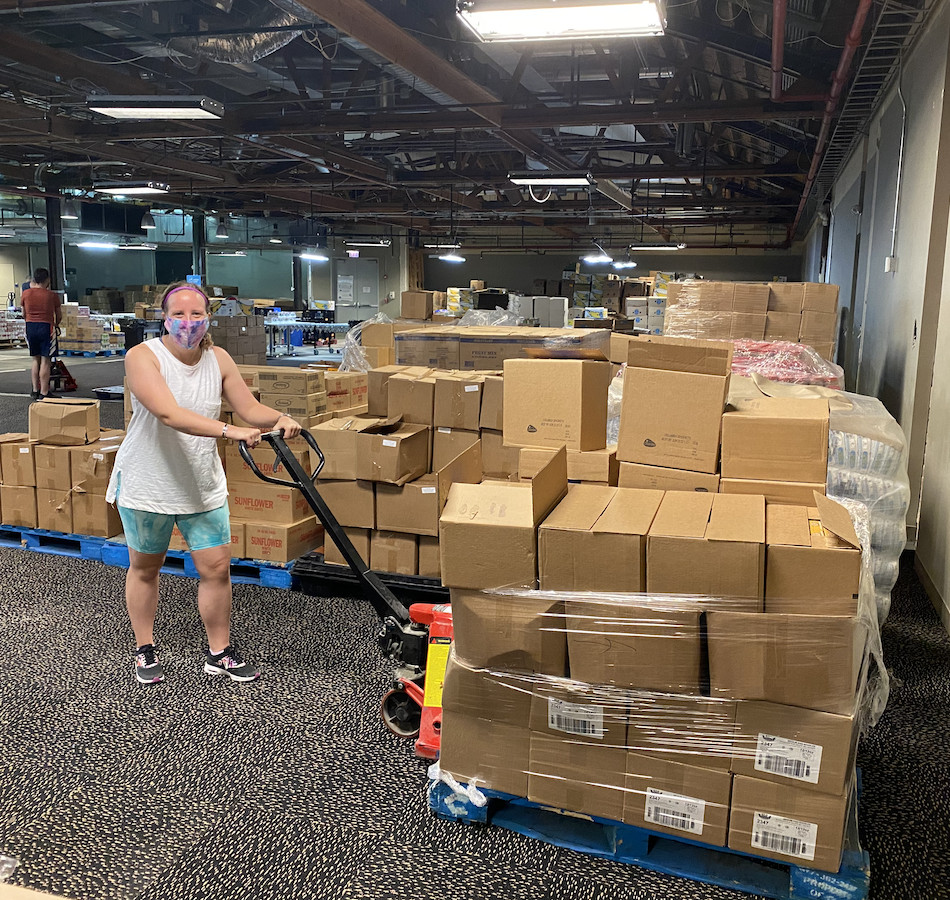 A volunteer at food pantry